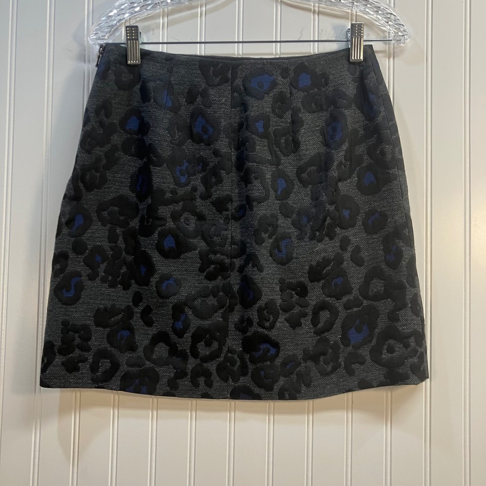 Ann Taylor Petite Grey Blue Leopard Jacquard Silk Wool Blend Mini Skirt 4P Chic‎ - Picture 2 of 10